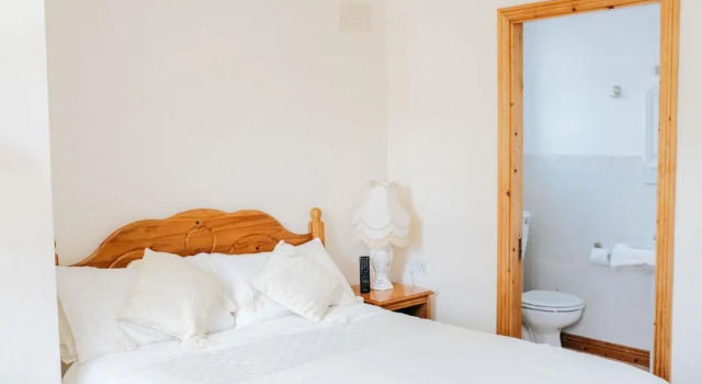 Glenhill B&B, Забронировать Отель Отели Уэксфорд с парковкой, Парковка