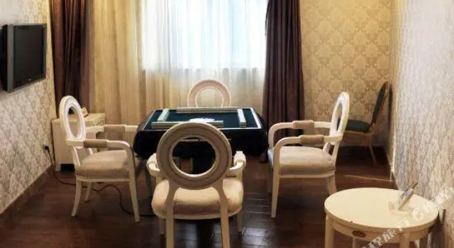 Люкс Luhui International Hotel