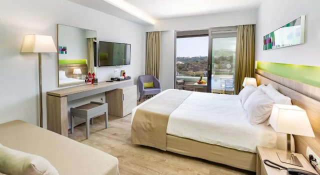 Двухместный номер Standard с видом на горы Akti Imperial Deluxe Resort & Spa Dolce by Wyndham