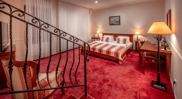 Люкс Hotel Capital with private wellness