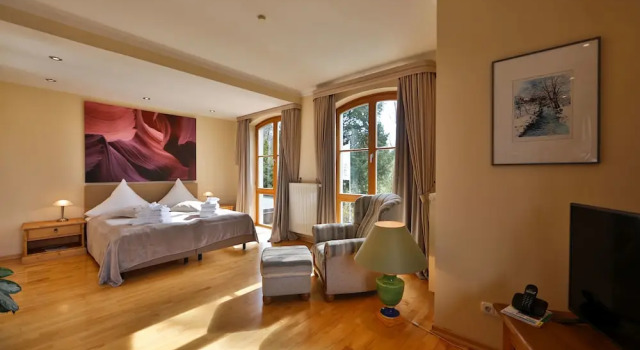 Hotel und Residenz Hohenzollern Superior, Забронировать Отель Отели Браунлаге с бассейном, рядом с Кресельный подъемник Вюрмберг, Бассейн