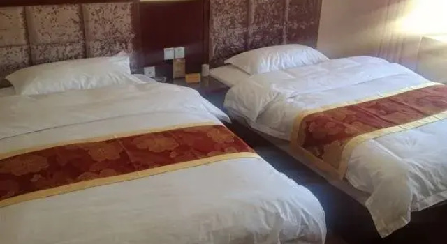 Двухместный номер Standard Ruyi Hotel, Ruo'ergai Dongga