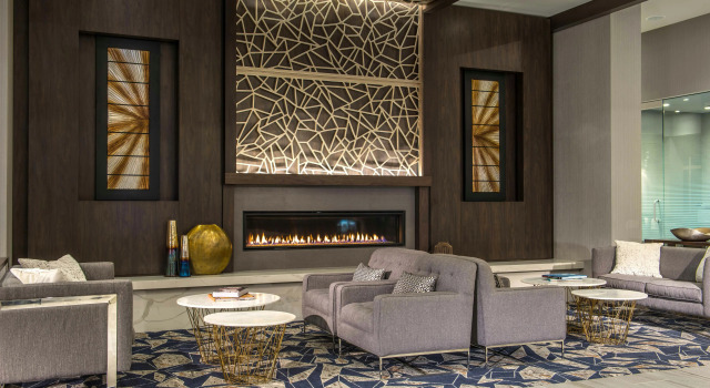 Hilton Garden Inn Foxborough Patriot Place, Varaa Hotelli Hotellit New England uima-altaalla, Uima-allas