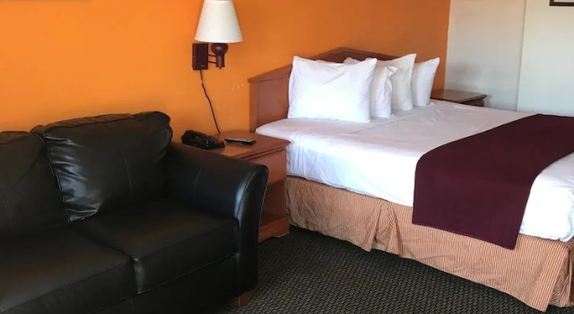 Номер Economy Sunrise Inn - Bradenton