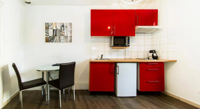 Апартаменты Standard Florella République Apartment