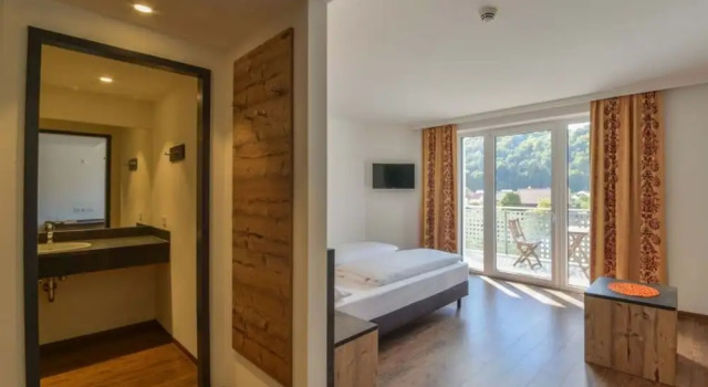 Двухместный номер Comfort с балконом Hotel Gasthof Heckl