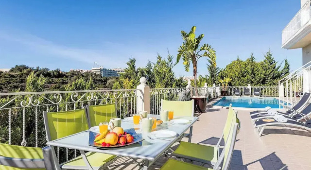 Вилла Villa Encosta do Sol