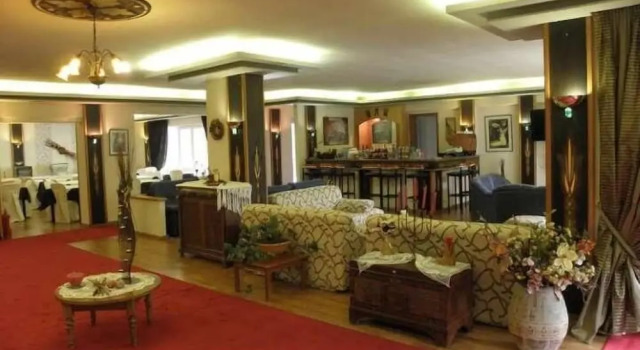 Dryas Hotel