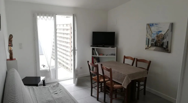 Le Clos des Pins, Rezerwuj Hotel Hotele w Charente-Maritime z parkingiem, Parking