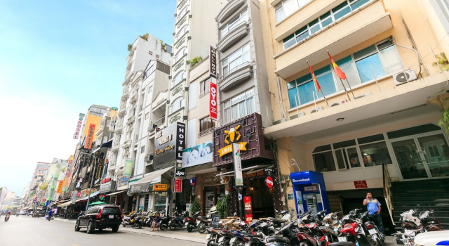 Oyo 438 Small Bay Hotel