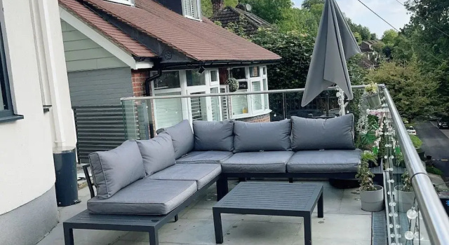 Коттедж Artsy Retreat - Sleeps 4, Free Parking & Balcony