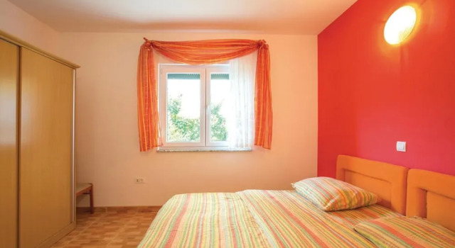 Awesome Apartment in Makarska With 1 Bedrooms and Wifi, Забронировать Апартаменты/квартира Отели Макарска с парковкой, Парковка