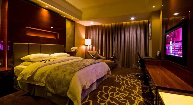 Yichang Jinshi Hotel, Varaa Hotelli Yichang Hubei