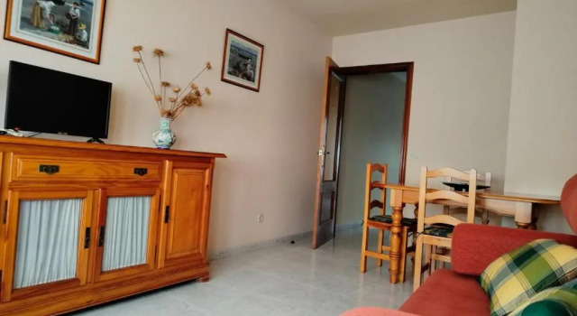 Apartamento Puri, Забронировать Апартаменты/квартира Канделеда 
