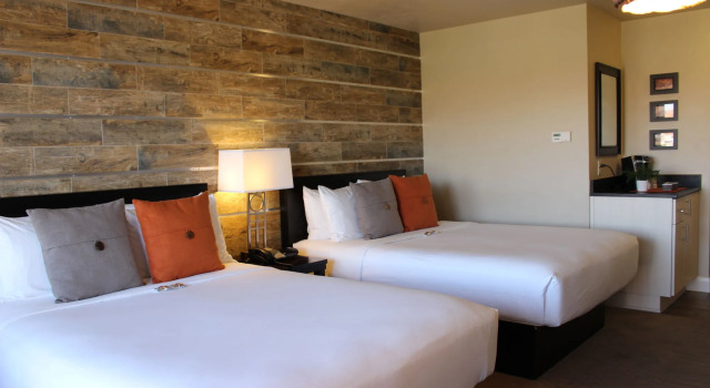 Inn on the Cliff