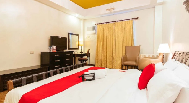 RedDoorz Plus near Abreeza Mall Davao, Забронировать Отель Отели Давао 3 звезды, 3*