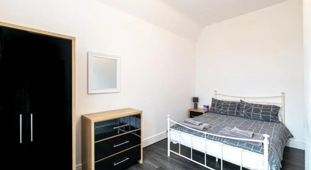 Two bedroom holiday apartment Colwyn Bay, Book Apartment Colwyn Bay Clwyd
