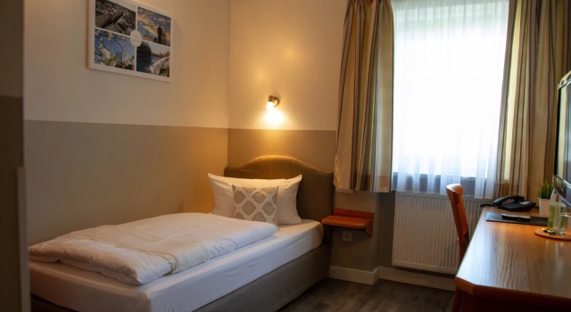 Hotel Restaurant Bastei, Varaa Hotelli Hotellit Baijeri pysäköinnillä, Pysäköinti