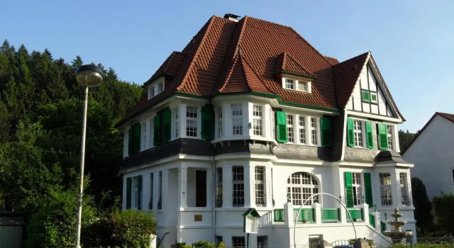 Villa Biso, Rezervasyon Villa Solingen Kuzey Ren-Vestfalya