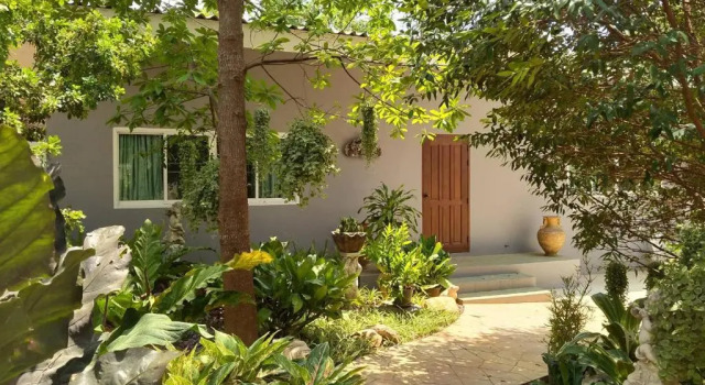 Коттедж Baan Ing Khao