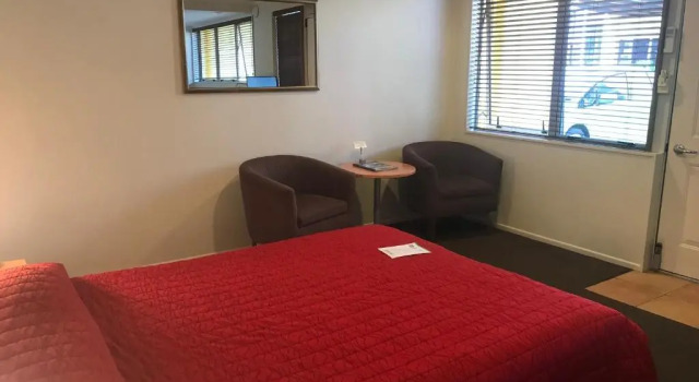 Студия Harbour City Motor Inn & Conference