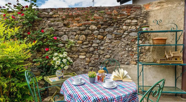 Апартаменты Il Balcone Delle Camelie Suite