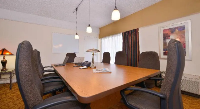 Номер Standard Best Western Plus Thousand Oaks Inn