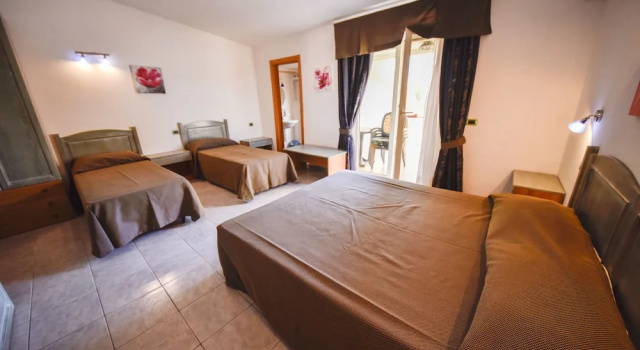 Четырёхместный номер Classic Hotel La Villa