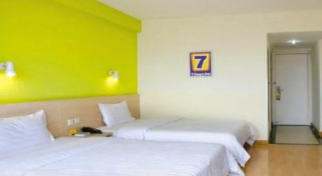 7Days Premium Zhangye Passengers Station, Book Hotel Zhangye Gansu
