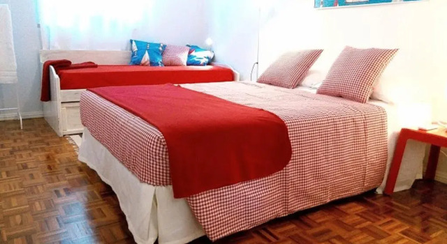 Roaz de Bandeira House
