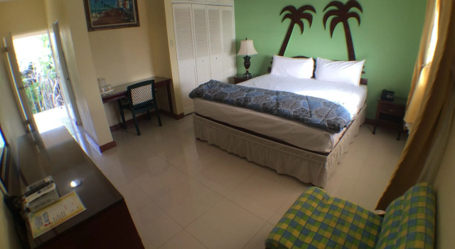 Glistening Waters Hotel, Rezervovat Hotel Hotely v Ocho Rios Coast s parkováním, Parkování