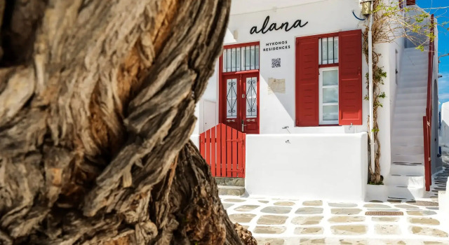Alana Mykonos
