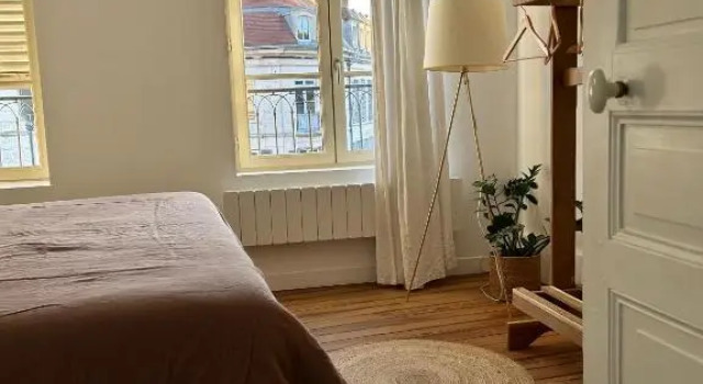 Appartement au coeur du centre historique, Book Apartment Hotels in Avallon with Parking, Parking