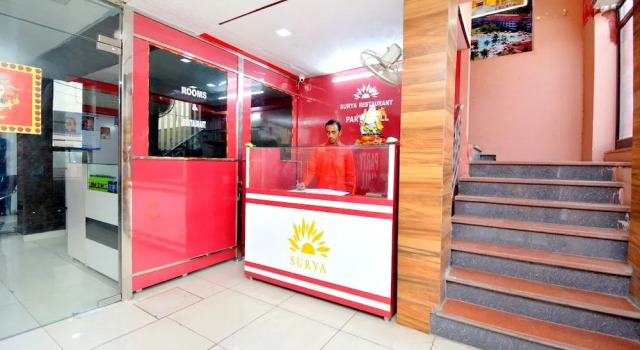 Oyo 42945 Surya Hotel