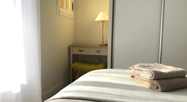 06D - Appartement spacieux avec terrasses, jardin et piscine