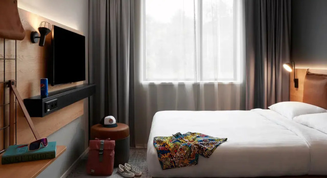 Номер Premium Moxy Antibes Sophia Antipolis