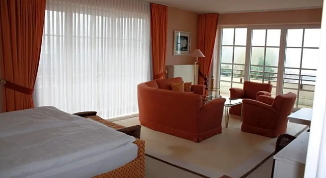 Strauers Hotel am See, Забронировать Отель Бозау 