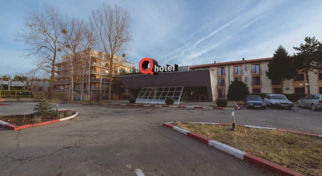 Q Hotel Neptun, Rezerwuj Hotel Neptun Constanta