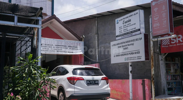 Edbert Guesthouse RedPartner