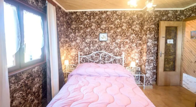 House With 3 Bedrooms in Girmont-val-d'ajol, With Wonderful Mountain V, Book Feriehus Villaer i Vosges, Villa