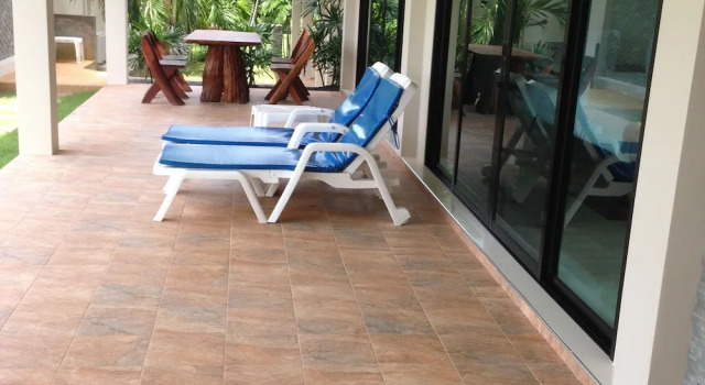 Номер Standard Naya Pool Villa