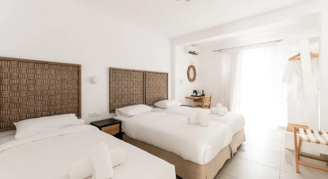 Трёхместный номер Standard Super Paradise Hotel