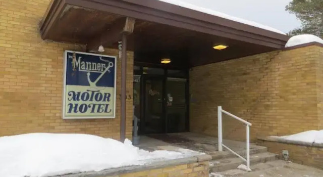 Mariner motor hotel, Забронировать Отель Коллингвуд Blue Mountain - Collingwood, рядом с Collingwood Eddie Bush Memorial Arena