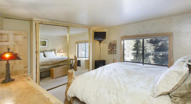 Апартаменты с видом на озеро Timber Ridge Resort by 101 Great Escapes