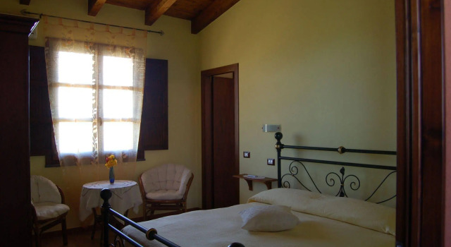 CuccuruAio' B&B, Buchen Sie Bed & Breakfast Massama 