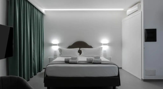 Люкс с балконом Suite Palermo Apartment