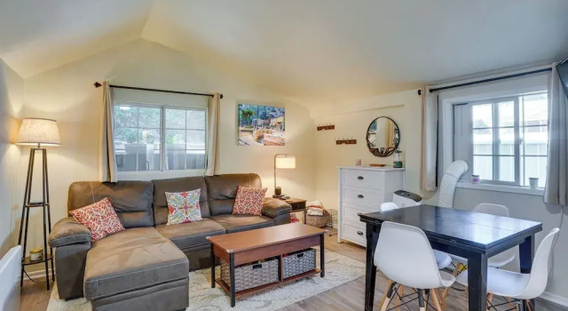 Коттедж Avalon Cottage < Half-mi to Beaches & Crescent Ave