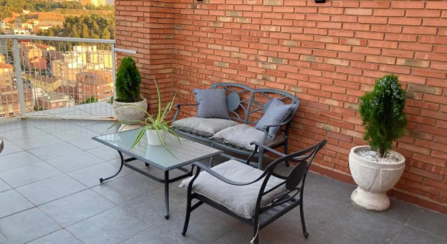 TeruelHome IV Atico con vistas y aparcamiento en el centro, Book Hotel Hotels in Aragon with Parking, Parking