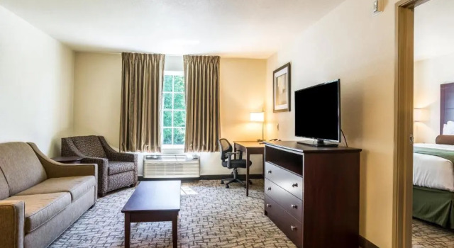 Семейный номер Standard Cobblestone Hotel & Suites - Torrington