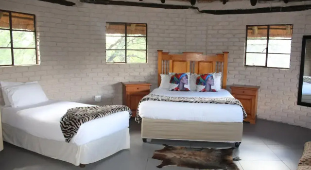 Roundhouse & Flathouse Marloth Park, Забронировать Дом для отпуска Марлот-Парк Барбертон